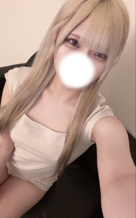 りか(新人)